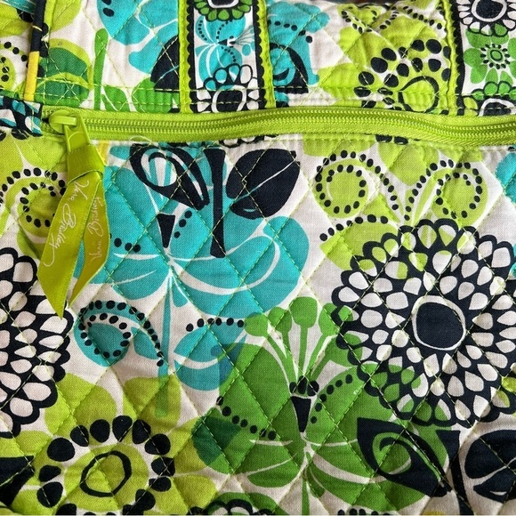 Vera Bradley Limes Up Pattern Green Floral Quilted Shoulder Crossbody Saddle Bag - Picture 13 of 13